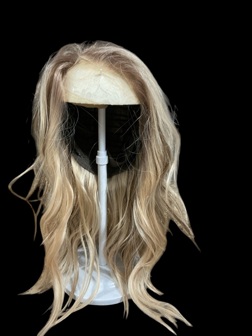 Aisom Molly. Blonde Long Wavy Lace Front Wig - Natural Blonde